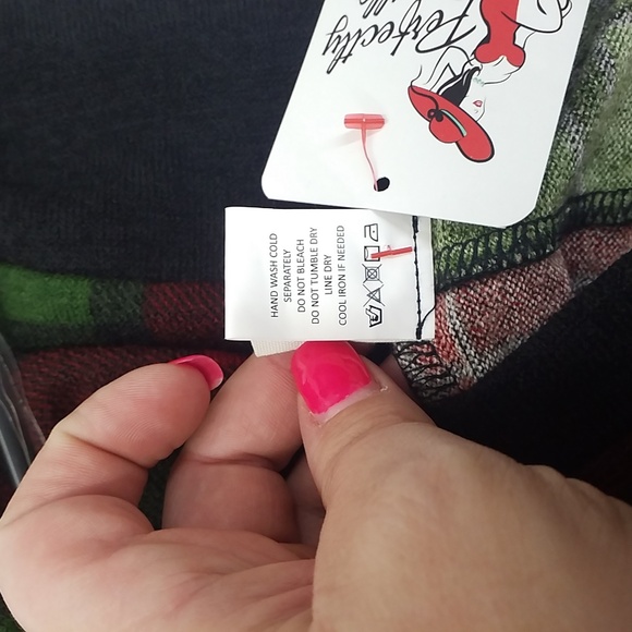 Sew N Love Sweater NWT - Picture 2 of 2